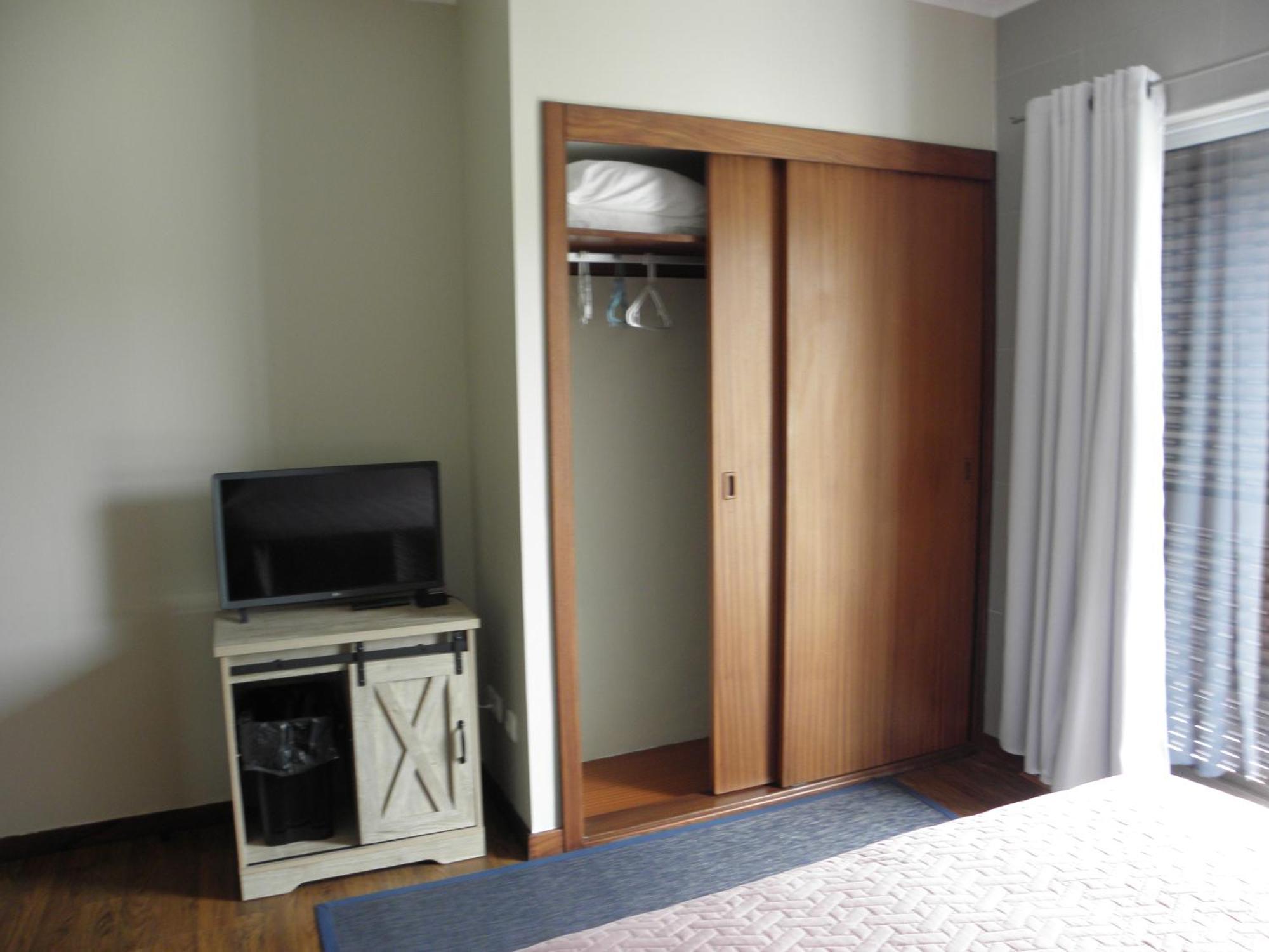 Alice'S House Hotel Horta  Ngoại thất bức ảnh